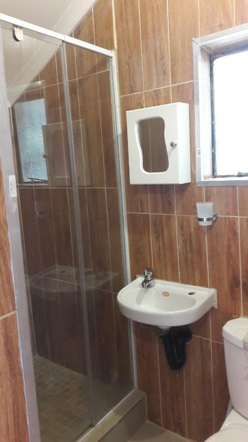 Beverly Corner Lodge Matatiele Екстер'єр фото
