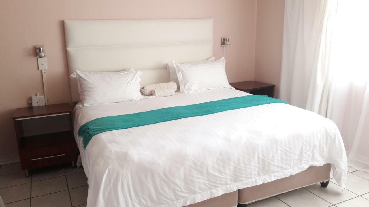 Beverly Corner Lodge Matatiele Екстер'єр фото