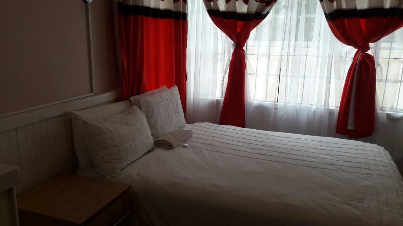 Beverly Corner Lodge Matatiele Екстер'єр фото