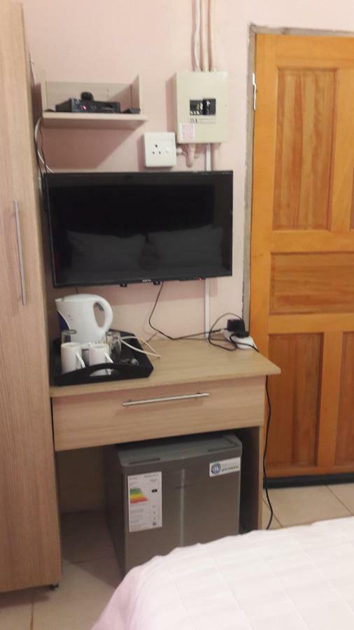Beverly Corner Lodge Matatiele Екстер'єр фото