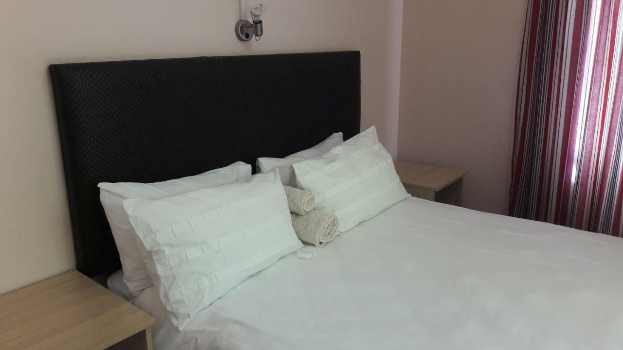 Beverly Corner Lodge Matatiele Екстер'єр фото